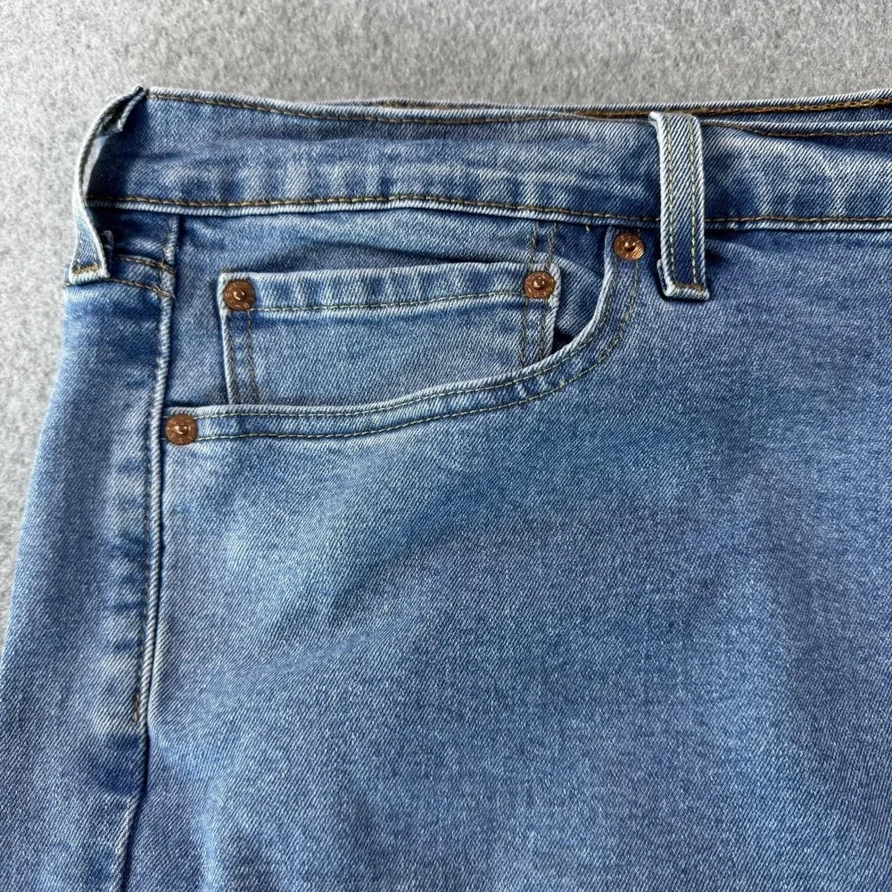 Levi's 541 Jeans Mens 42x30 Blue Light Wash Athletic Tapered Denim 5 Pocket